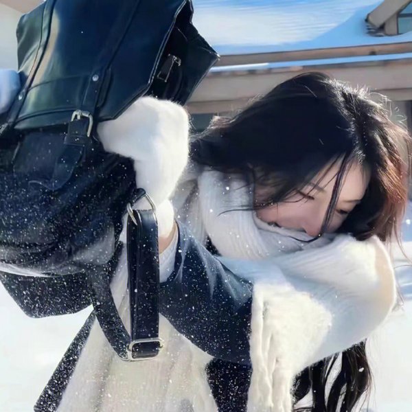 看不见的月亮